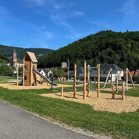 6 Personnes Lejlighed Le Bonhomme